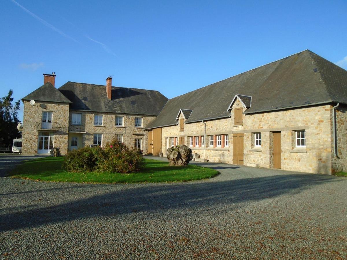 Le Clos Castel Raids Esterno foto