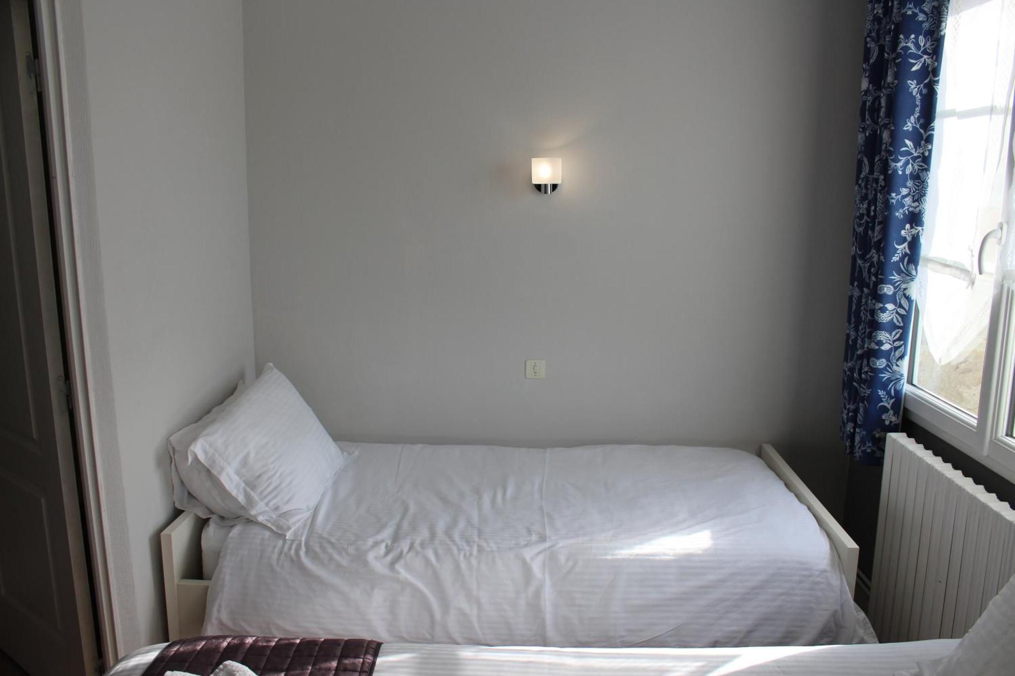 Le Clos Castel Raids Esterno foto