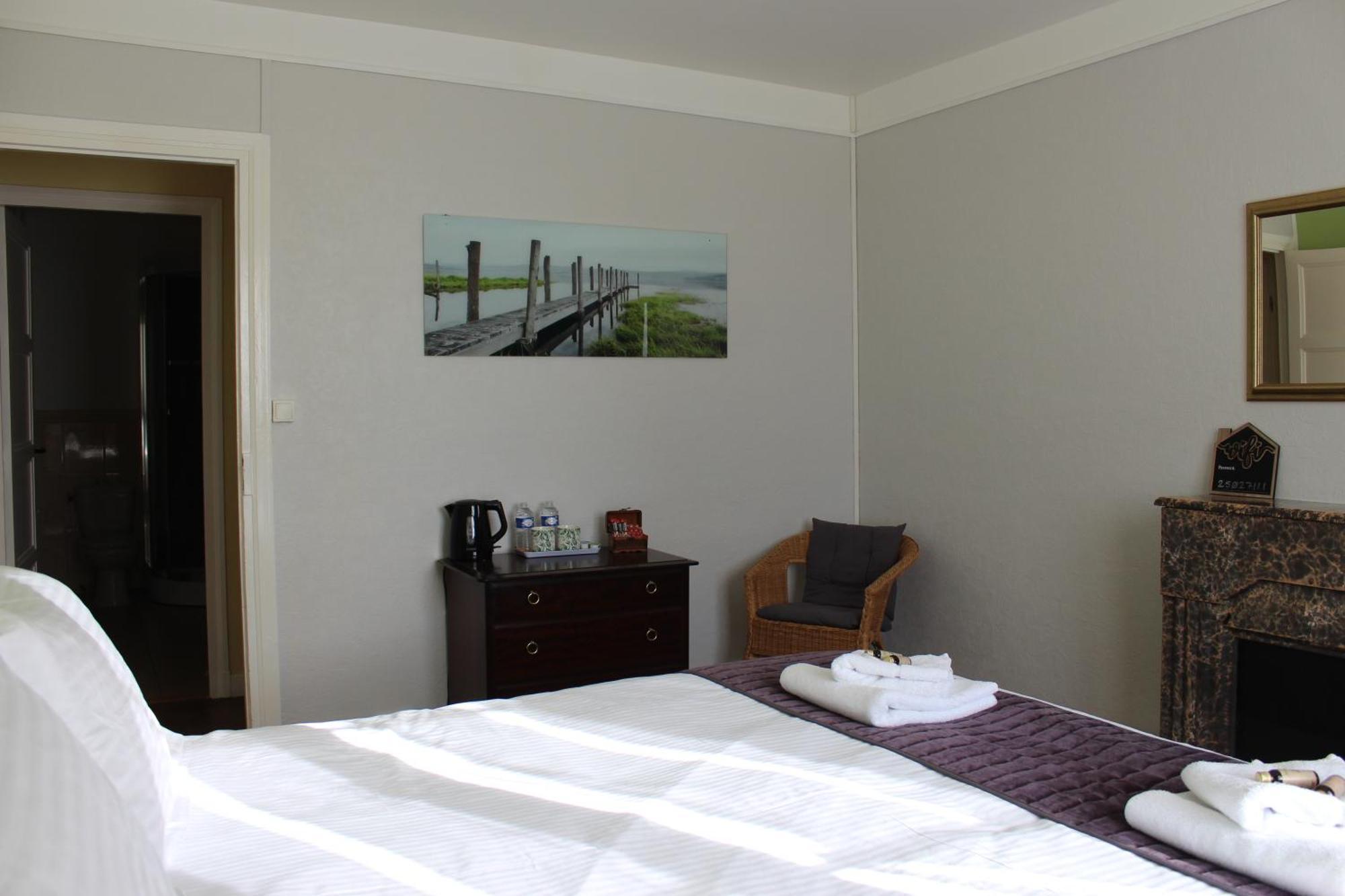 Le Clos Castel Raids Esterno foto