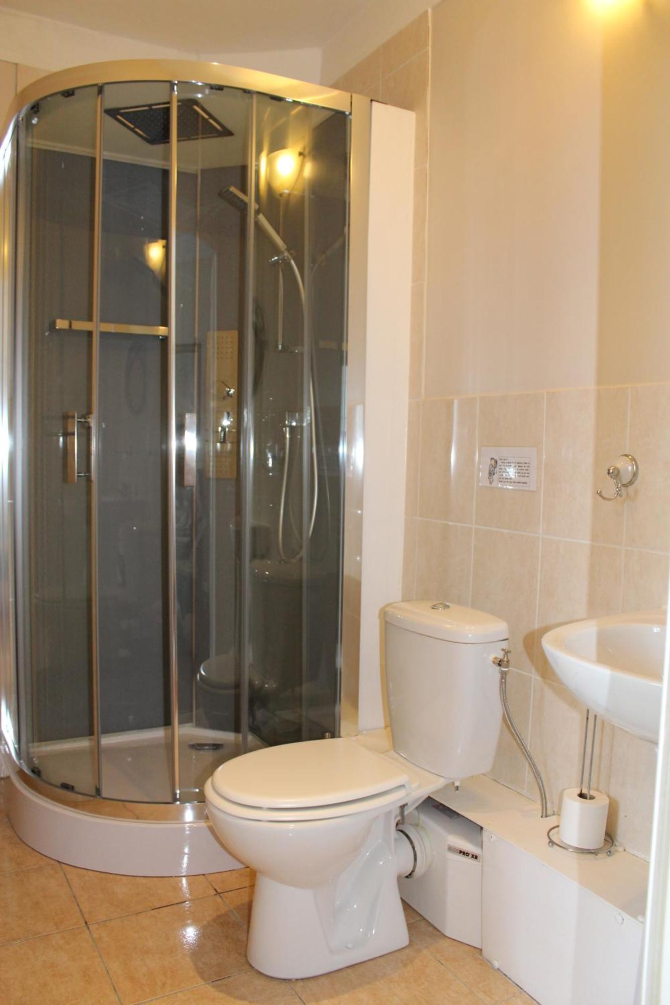 Le Clos Castel Raids Esterno foto