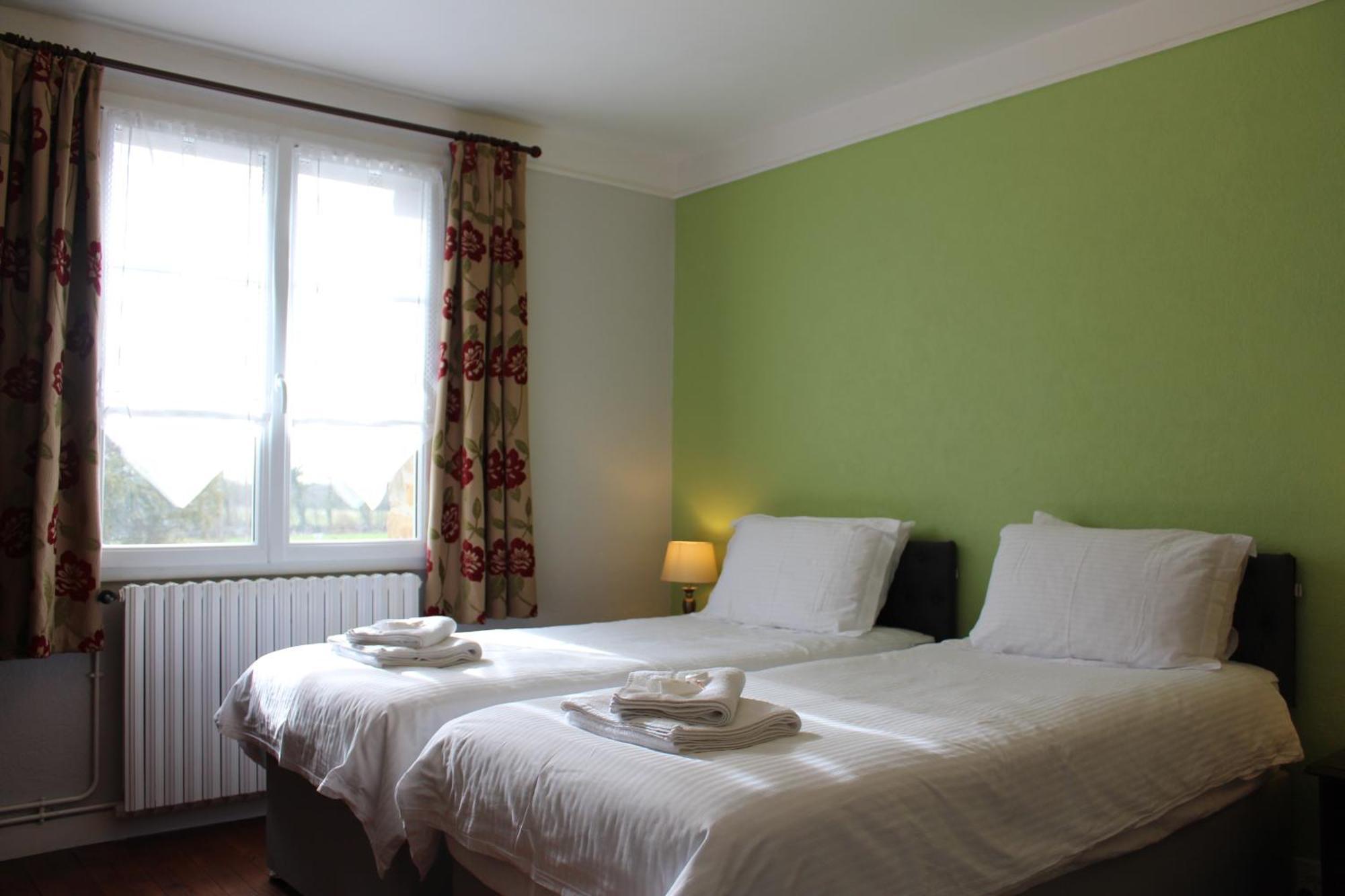 Le Clos Castel Raids Esterno foto