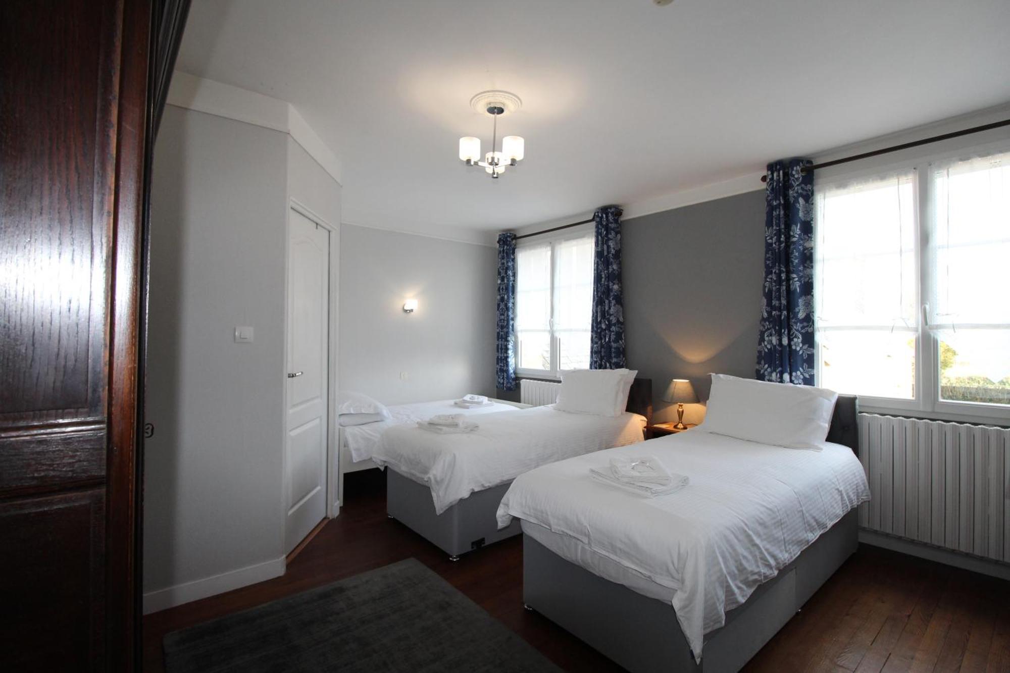 Le Clos Castel Raids Esterno foto